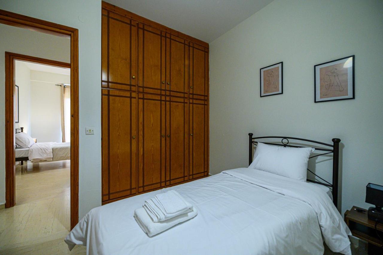 Oliva Apartment Kalamata Dış mekan fotoğraf